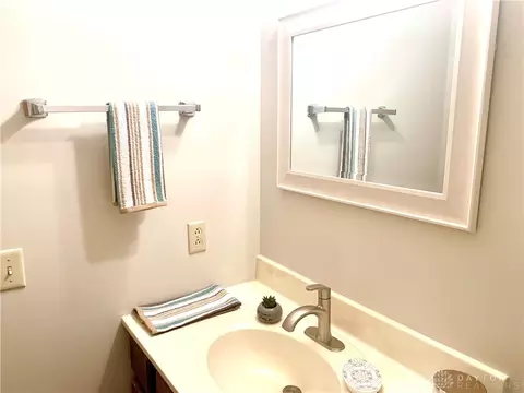 1014 Abington Pl, Springfield, OH 45503 photo 14