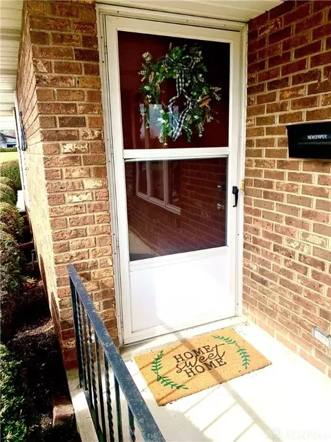 1014 Abington Pl, Springfield, OH 45503 photo 3