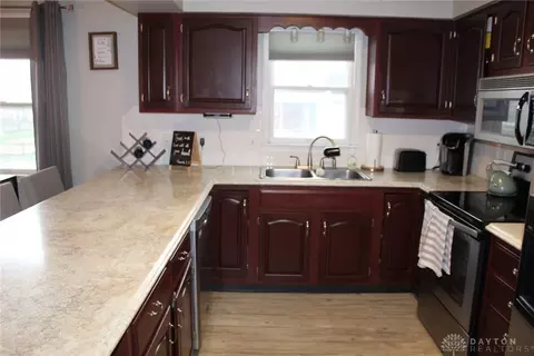 914 Windsor Cir, Celina, OH 45822 photo 27