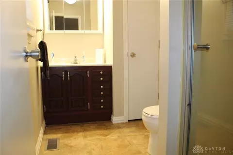 914 Windsor Cir, Celina, OH 45822 photo 68