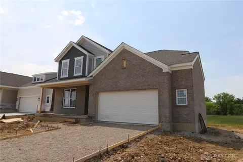 6073 Pepperwell Cir #134, Sugarcreek Township, OH 45440