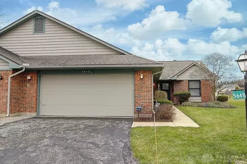 564 Cabot Cir #B, Englewood, OH 45322