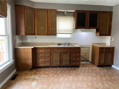 1376 W Pleasant St, Springfield, OH 45506 photo 19