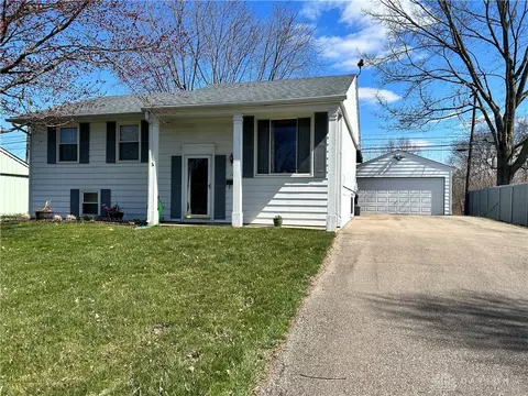 746 Hedwick St, New Carlisle, OH 45344
