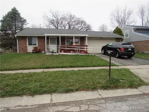 7853 Timber Hill Dr, Dayton, OH 45424