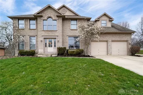 165 Sycamore Springs Dr, Springboro, OH 45066