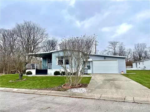 12222 Jason Dr, Medway, OH 45341