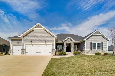 1275 Daylily Way, Troy, OH 45373