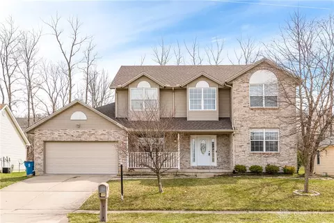 4795 Belmont Pl, Huber Heights, OH 45424