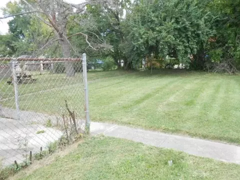 1616 E Wittenberg Blvd, Springfield, OH 45506 photo 4