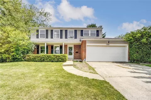 1009 Terracewood Dr, Englewood, OH 45322