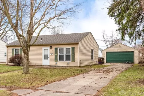 64 Rowland Dr, Fairborn, OH 45324
