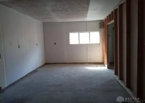 712 Broadway St, Springfield, OH 45504 photo 11