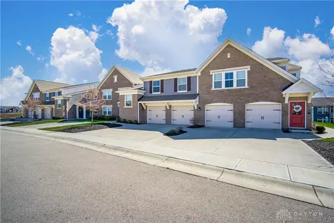 205 Waterhaven Way, Springboro, OH 45066