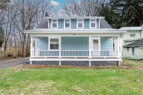 911 Xenia Ave, Yellow Springs, OH 45387