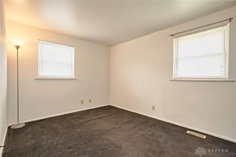 6908 Ginger Ave, Enon, OH 45323 photo 17