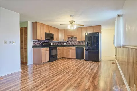 6908 Ginger Ave, Enon, OH 45323 photo 7