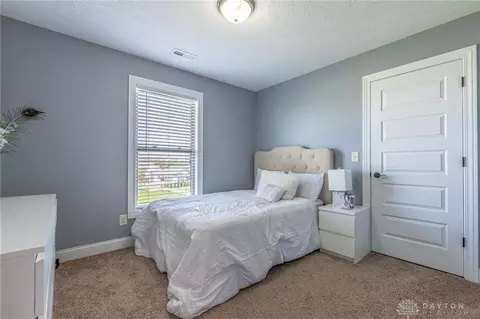 160 E Pugh Dr, Springboro, OH 45066 photo 23