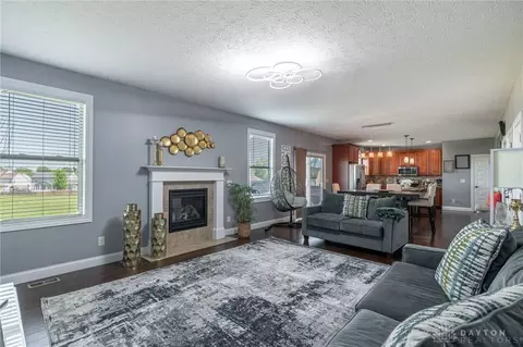 160 E Pugh Dr, Springboro, OH 45066 photo 15