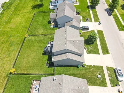 160 E Pugh Dr, Springboro, OH 45066 photo 49