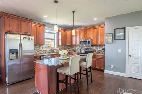 160 E Pugh Dr, Springboro, OH 45066 photo 9