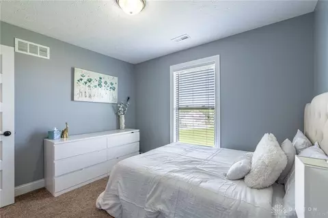 160 E Pugh Dr, Springboro, OH 45066 photo 24