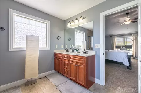160 E Pugh Dr, Springboro, OH 45066 photo 32