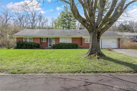 4143 Southland Dr, Kettering, OH 45429