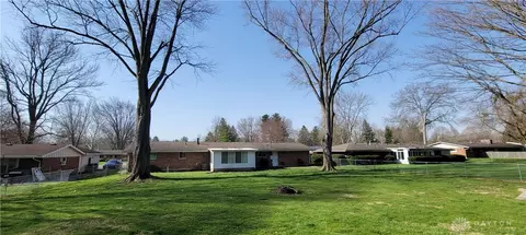 4098 Eckworth Dr, Bellbrook, OH 45305 photo 25