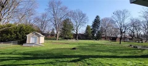 4098 Eckworth Dr, Bellbrook, OH 45305 photo 24