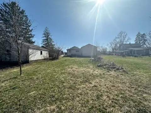2050 Kenton St, Springfield, OH 45505 photo 4