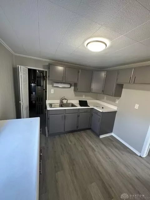 2050 Kenton St, Springfield, OH 45505 photo 9