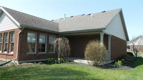 1952 Willow Lakes Dr, Springfield, OH 45502 photo 5