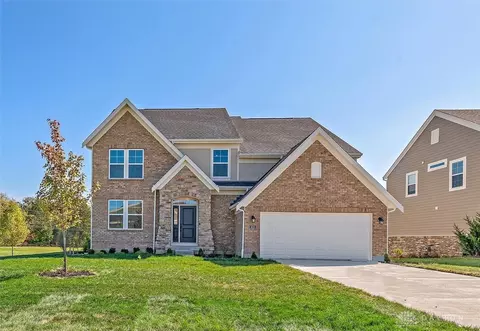 3525 Cypress Pointe Dr, Bellbrook, OH 45305