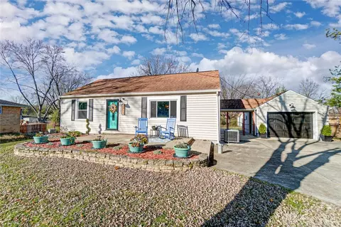 3213 Butternut Dr, Fairborn, OH 45324