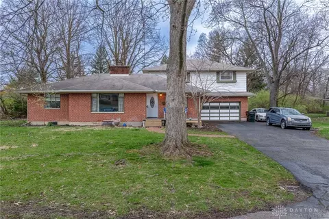 89 Winnet Dr, Dayton, OH 45415