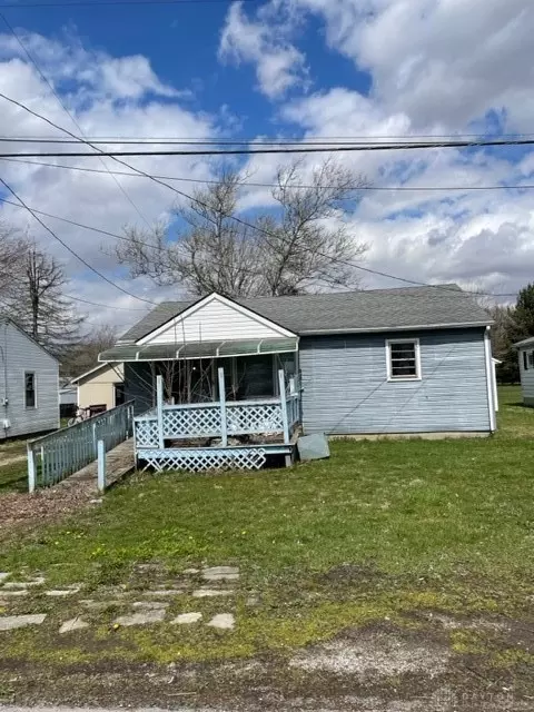 573 Florence Ave, Sabina, OH 45169