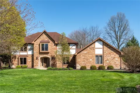 1660 E Tamarron Ct, Springboro, OH 45066