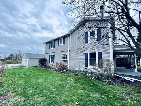 7535 S County Road 25a, Tipp City, OH 45371
