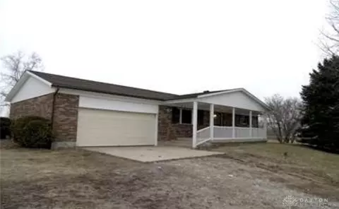 4571 Maple Grove Rd, Eaton, OH 45320