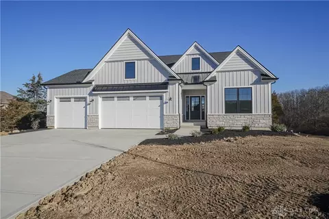268 Cedar Ridge Ct, Miamisburg, OH 45342