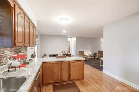 4075 Penny Pike, Springfield, OH 45502 photo 10