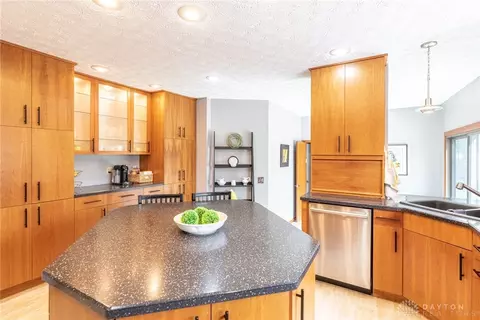454 Rolling Timber Trl, Kettering, OH 45429 photo 22