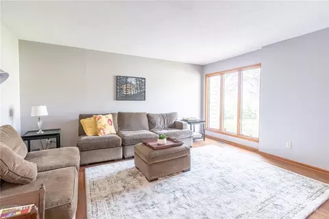 454 Rolling Timber Trl, Kettering, OH 45429 photo 9