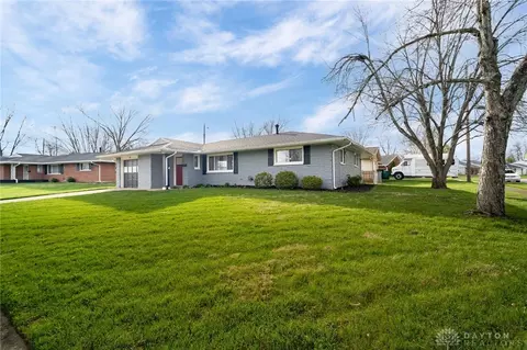 40 Maple Dr, Springboro, OH 45066 photo 3