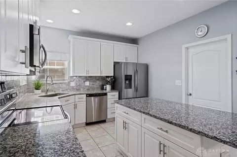 120 E Pugh Dr, Springboro, OH 45066 photo 18