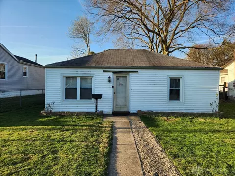 715 Brook St, Piqua, OH 45356