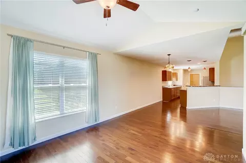 410 Thomas Pointe Ct, Monroe, OH 45050 photo 15