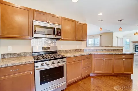 410 Thomas Pointe Ct, Monroe, OH 45050 photo 18