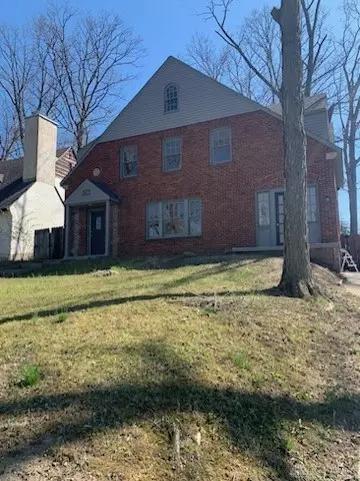 1318 Cory Dr, Dayton, OH 45406